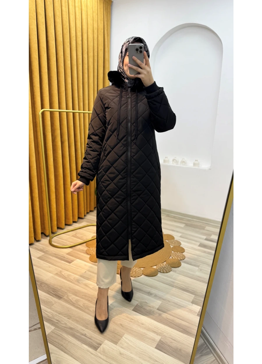 Armine Trend Kapüşonu Kürk Detaylı Mont Siyah