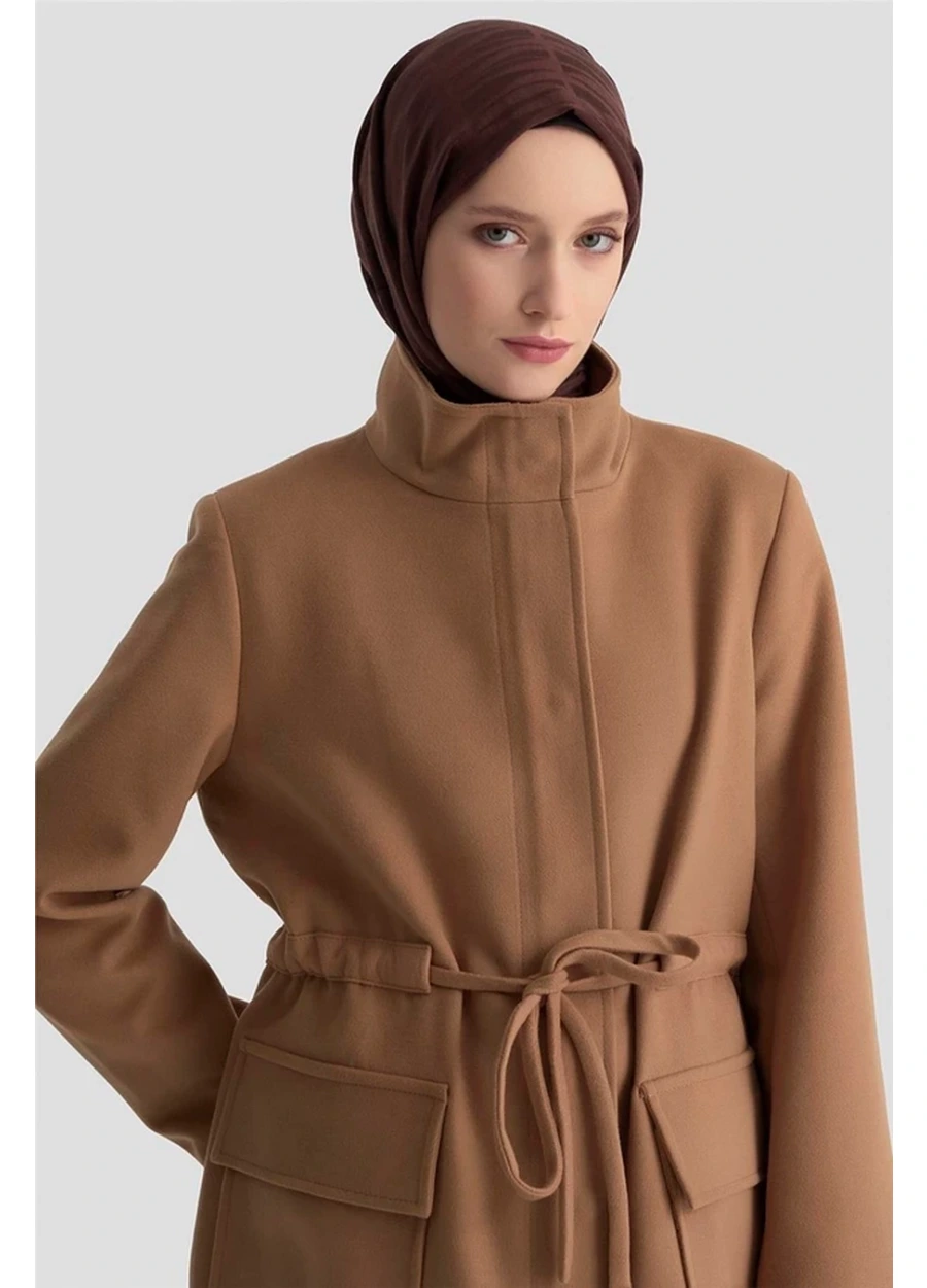 Armine Beli Bağcıklı Kısa Kaban Camel